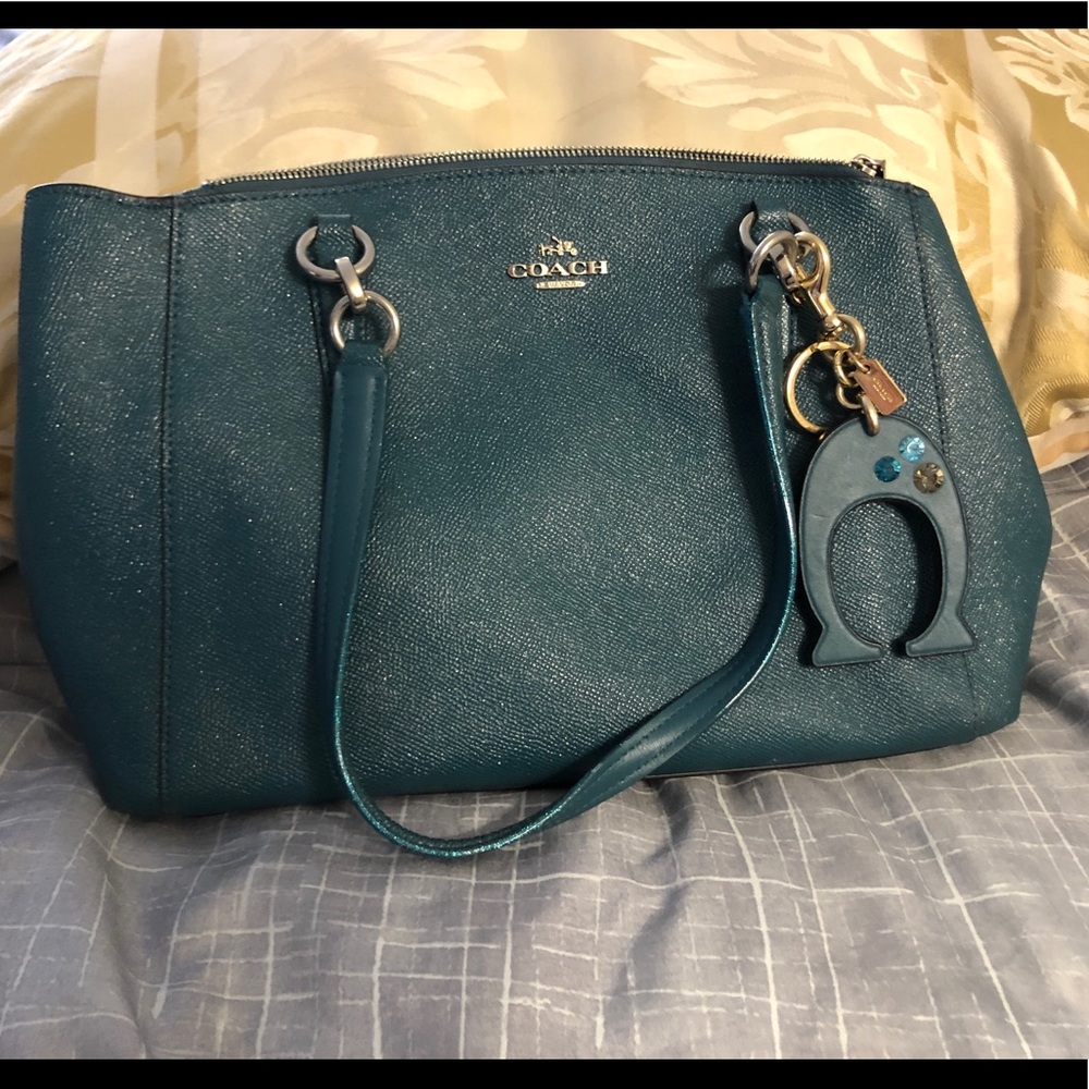 Gorg lightly used Sparkling Coach bag charm&WALLET